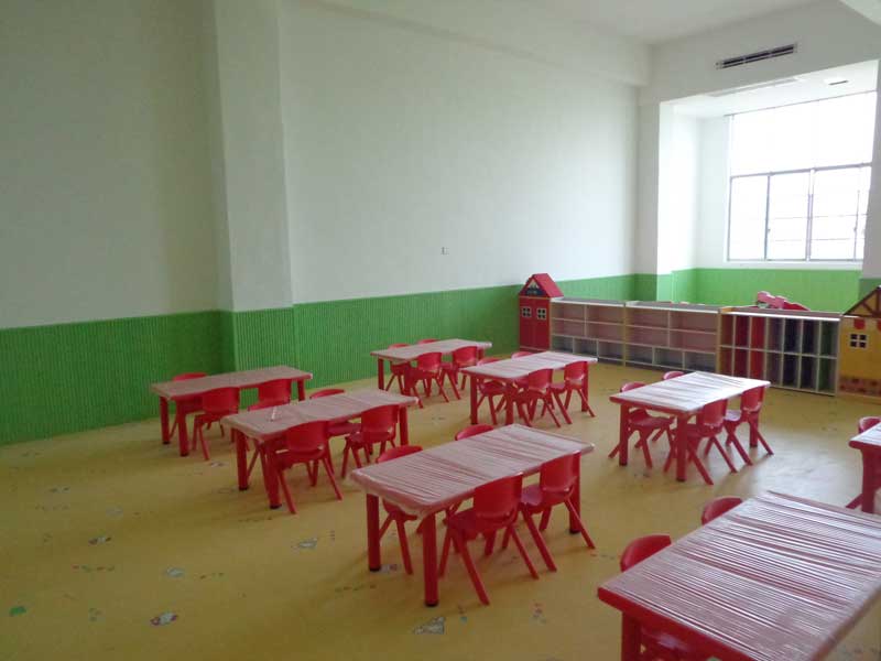 幼儿园塑胶好色先生TV传媒 湖南省邵阳市邵东县八一幼儿园好色先生TV传媒