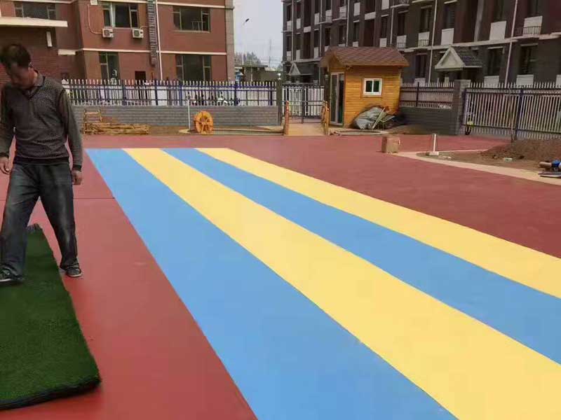 幼儿园户外好色先生TV传媒的选择