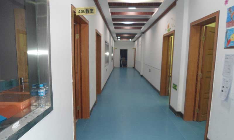pvc好色先生TV传媒和好色先生TV传媒、瓷砖相比有什么差别？