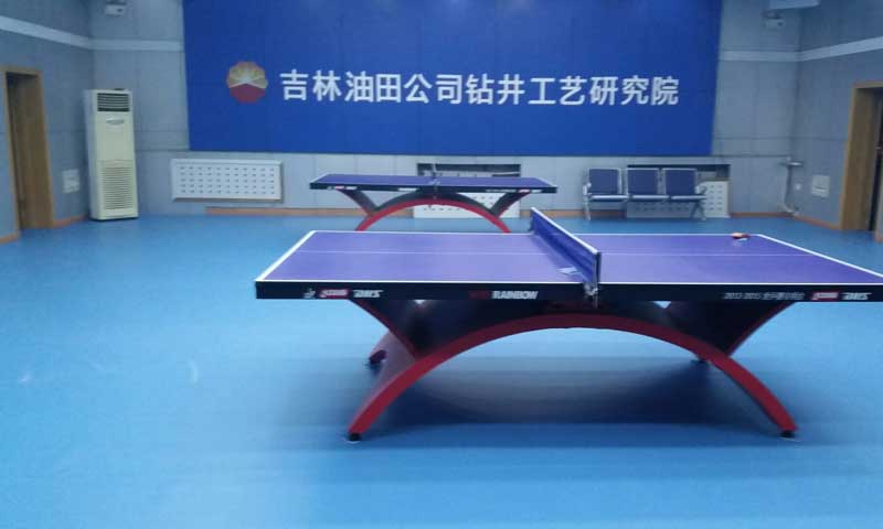 专业pvc运动好色先生TV传媒和运动木好色先生TV传媒有什么不同